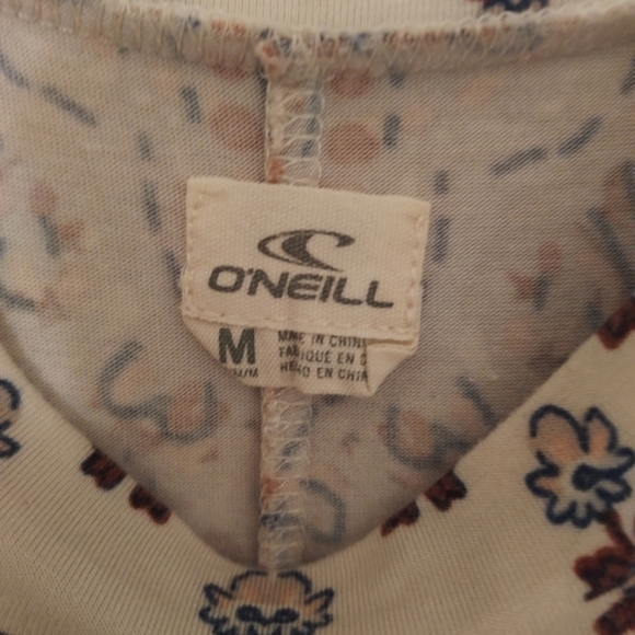 O'Neill Flowy Patterned Dress - Picture 3 of 3